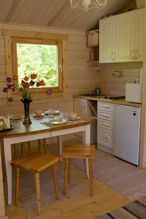 Lepametsa Holiday Houses Nasva Phòng bức ảnh